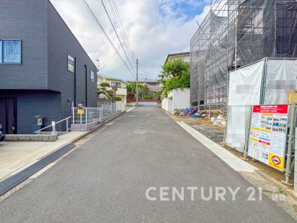 横浜市青葉区大場町　新築一戸建て