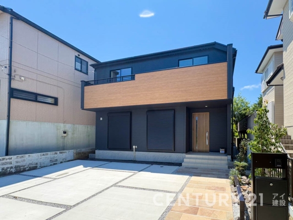 藤沢市白旗４丁目　新築一戸建て