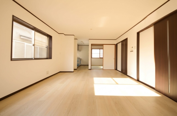 横浜市鶴見区潮田町１丁目　中古一戸建て