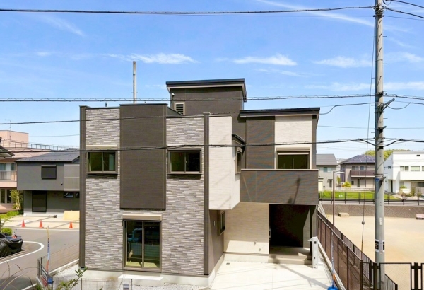 横浜市港南区日野南５丁目　新築一戸建て