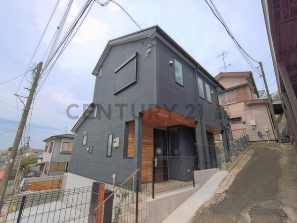 横浜市南区六ツ川２丁目　新築一戸建て
