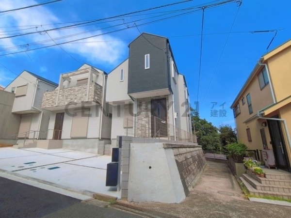 横浜市中区本牧町１丁目　新築一戸建て