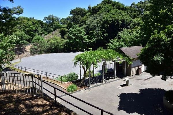 横浜市南区六ツ川１丁目　新築一戸建て(弘明寺公園)