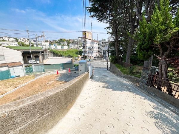 横浜市南区六ツ川１丁目　新築一戸建て