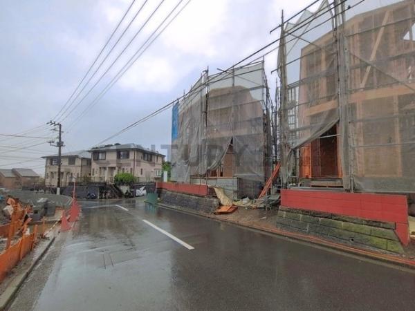 横浜市金沢区六浦３丁目　新築一戸建て