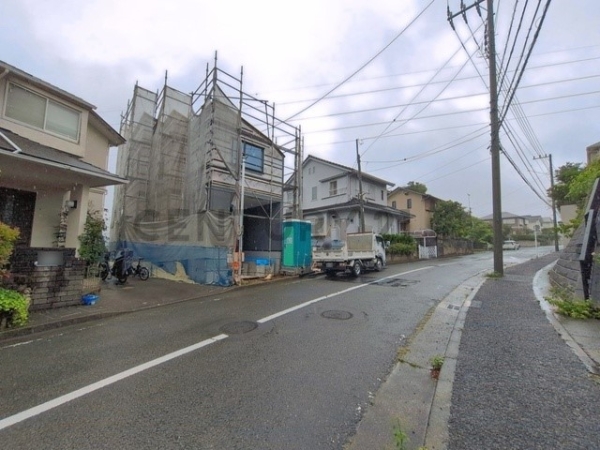横浜市金沢区六浦３丁目　新築一戸建て