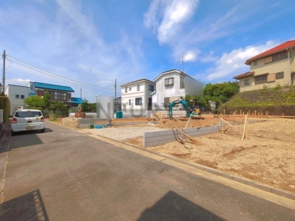 横浜市青葉区荏田町　新築一戸建て
