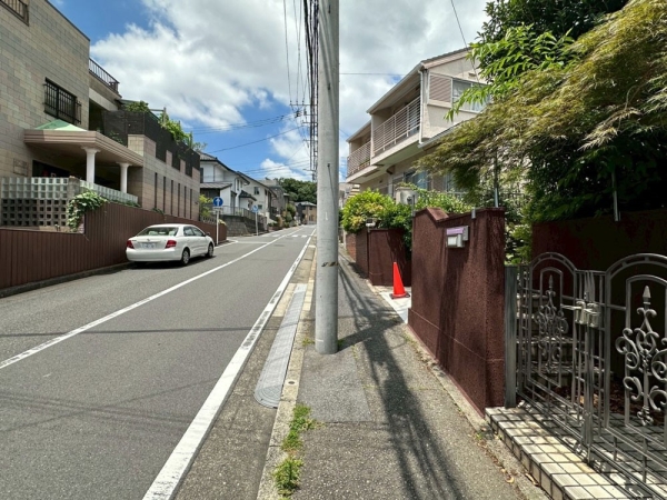横浜市南区別所５丁目　中古一戸建て