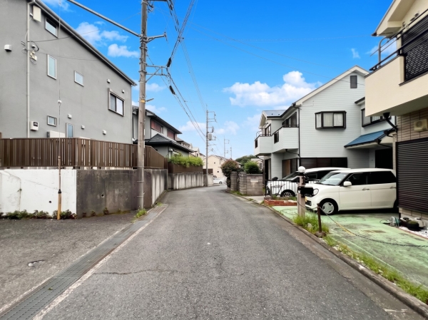 横浜市神奈川区三枚町の中古一戸建て