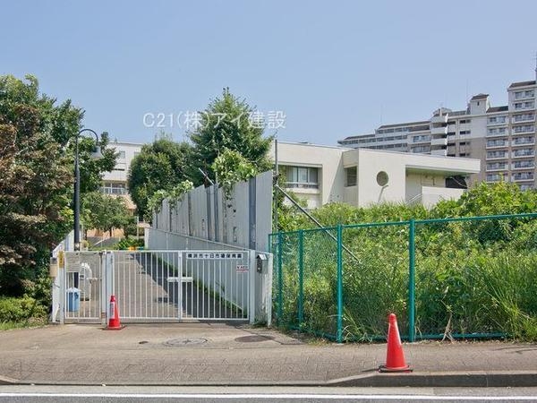 横浜市緑区北八朔町　新築一戸建て(十日市場保育園)