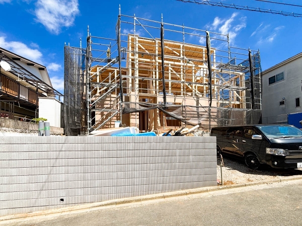 横浜市旭区中沢３丁目　新築一戸建て