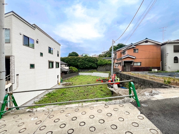横浜市西区元久保町　新築一戸建て