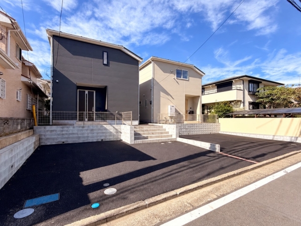 横浜市瀬谷区宮沢２丁目　新築一戸建て