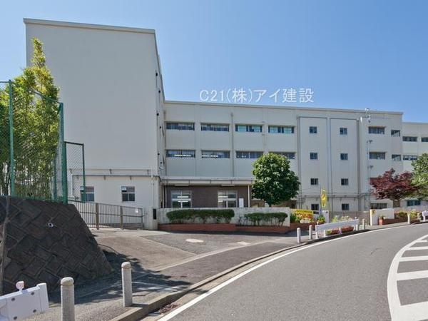 横浜市栄区飯島町　新築一戸建て(横浜市立飯島小学校)