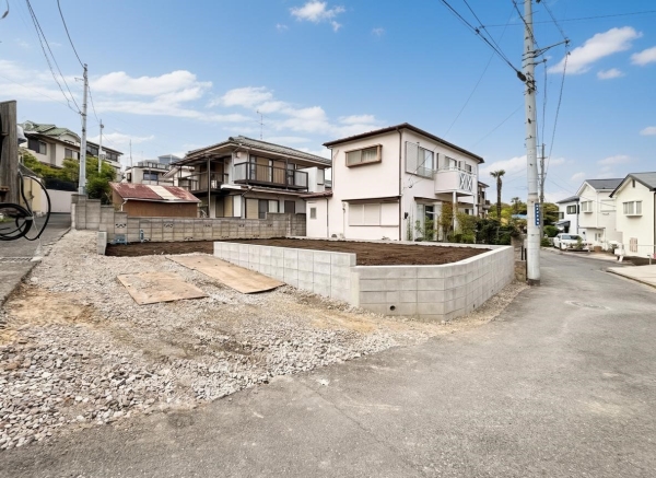 横浜市磯子区森５丁目　新築一戸建て