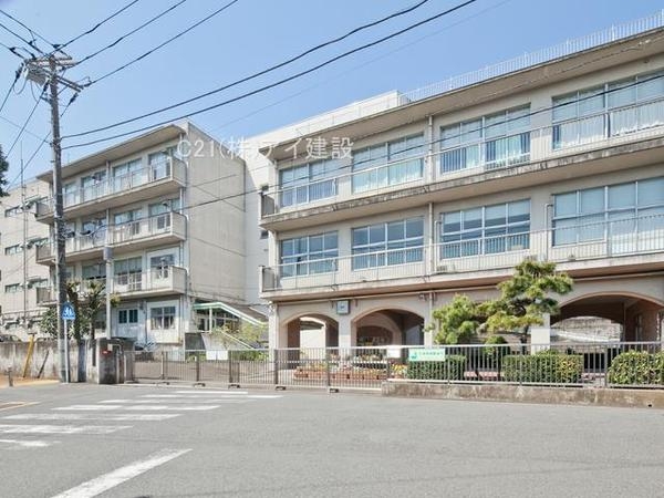 横浜市中区英町　新築一戸建て(横浜市立老松中学校)