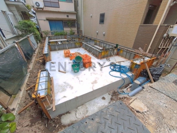 横浜市中区英町　新築一戸建て