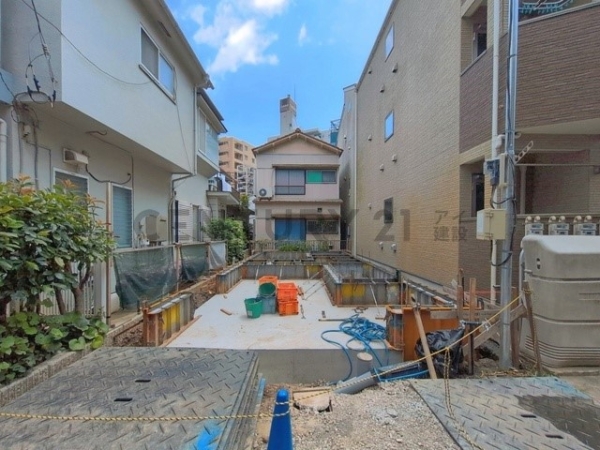 横浜市中区英町　新築一戸建て