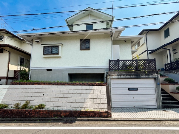 横浜市南区別所中里台　中古一戸建て