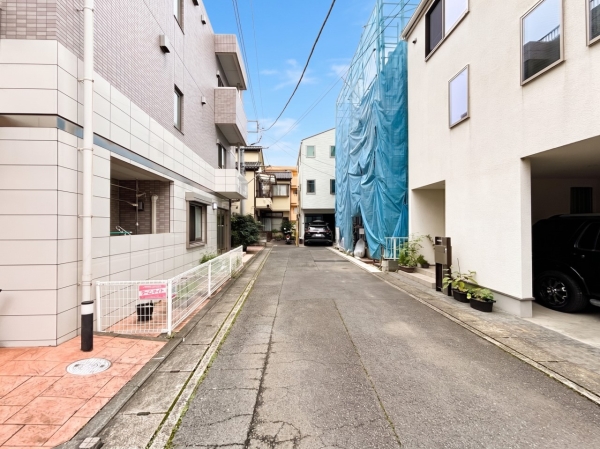 川崎市高津区溝口６丁目　新築一戸建て