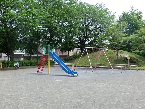 横浜市緑区十日市場町　新築一戸建て(十日市場神明下公園)
