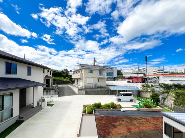 横浜市旭区上白根２丁目　新築一戸建て