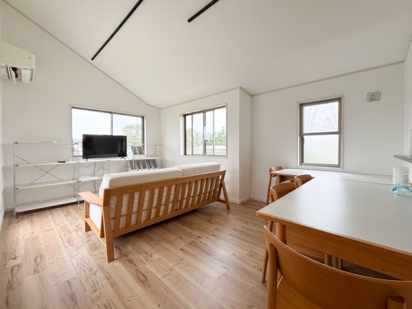 藤沢市片瀬５丁目の中古一戸建て