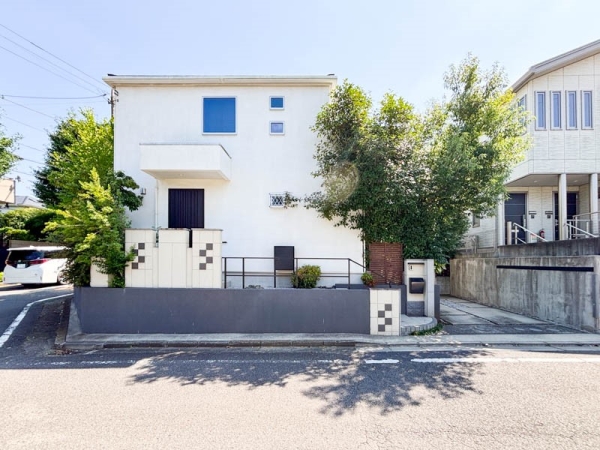 横浜市青葉区美しが丘３丁目　中古一戸建て