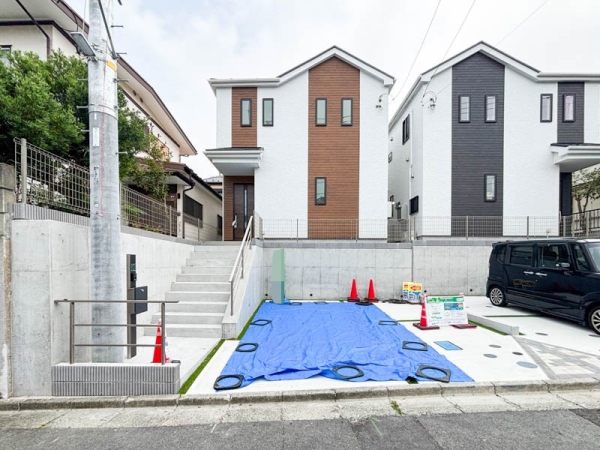 横須賀市岩戸２丁目　新築一戸建て