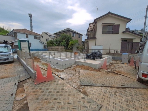 横浜市緑区西八朔町　新築一戸建て