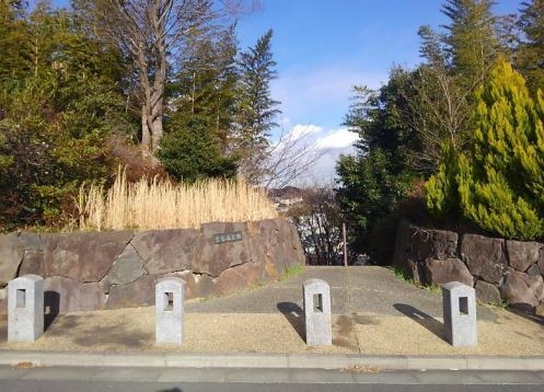 横浜市戸塚区戸塚町の土地(宮谷西公園)