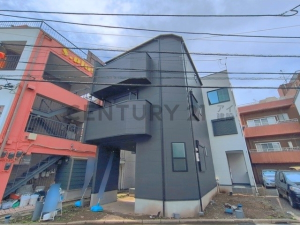 横浜市西区中央２丁目　新築一戸建て