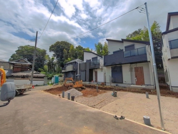 横浜市緑区長津田町　新築一戸建て