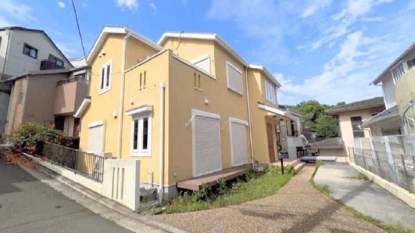 横浜市神奈川区鳥越 中古一戸建て