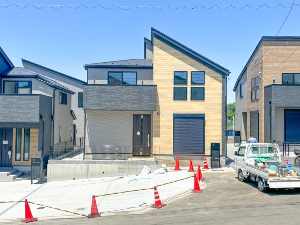 横浜市青葉区市ケ尾町　新築一戸建て
