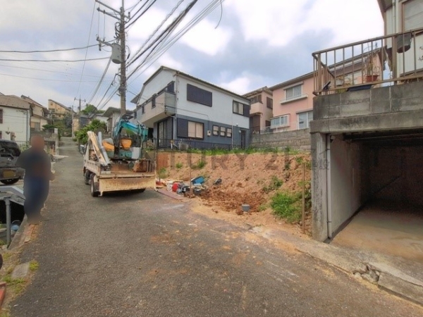 横浜市南区六ツ川２丁目　新築一戸建て