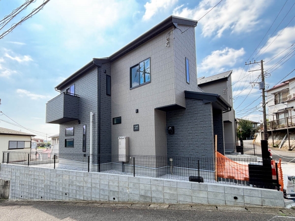 横浜市港南区日野２丁目　新築一戸建て
