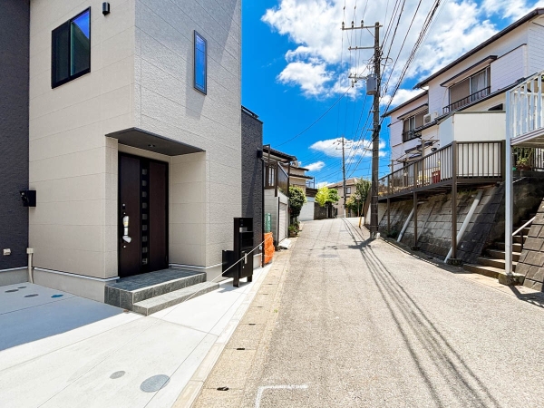 横浜市港南区日野２丁目　新築一戸建て