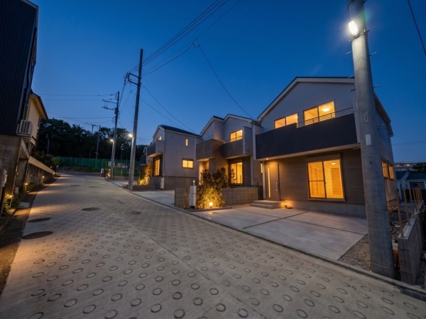 横浜市保土ケ谷区仏向町　新築一戸建て