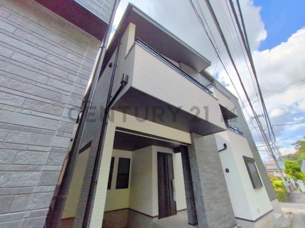 横浜市緑区鴨居町　新築一戸建て