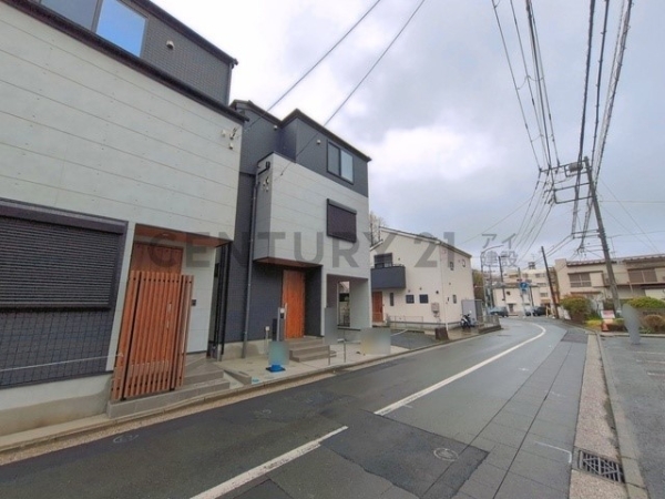 横浜市港南区芹が谷１丁目　新築一戸建て