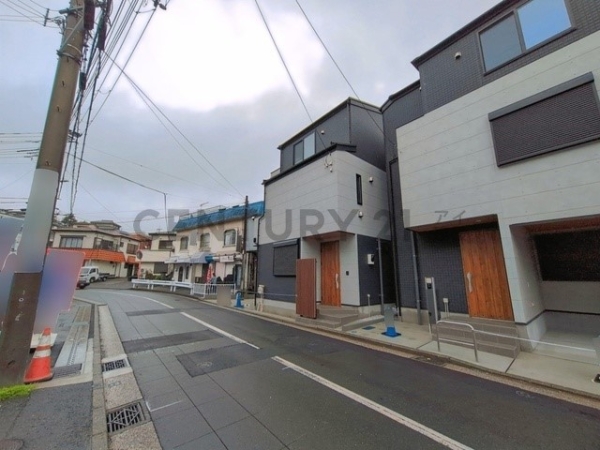 横浜市港南区芹が谷１丁目　新築一戸建て