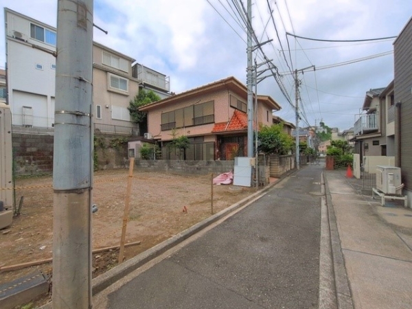 横浜市西区久保町　新築一戸建て