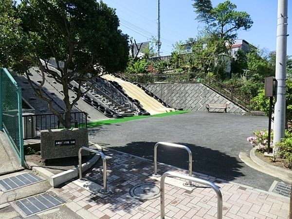 横浜市栄区飯島町　新築一戸建て(本郷台三丁目第二公園)