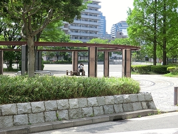 横浜市西区久保町の中古一戸建て(西久保町公園)