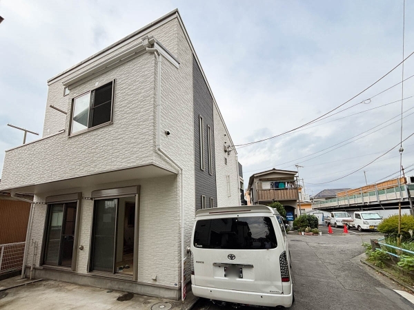 横浜市西区久保町　中古一戸建て
