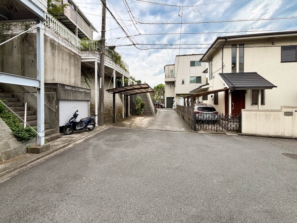 横浜市南区別所７丁目　中古一戸建て