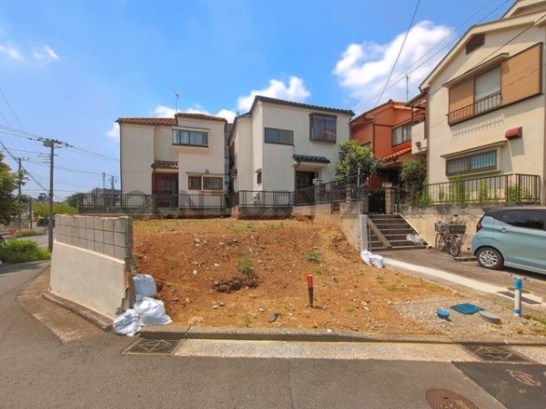 横浜市緑区寺山町　新築一戸建て