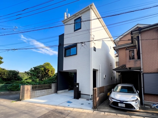 川崎市高津区千年　新築一戸建て