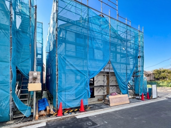 横浜市鶴見区駒岡１丁目　新築一戸建て